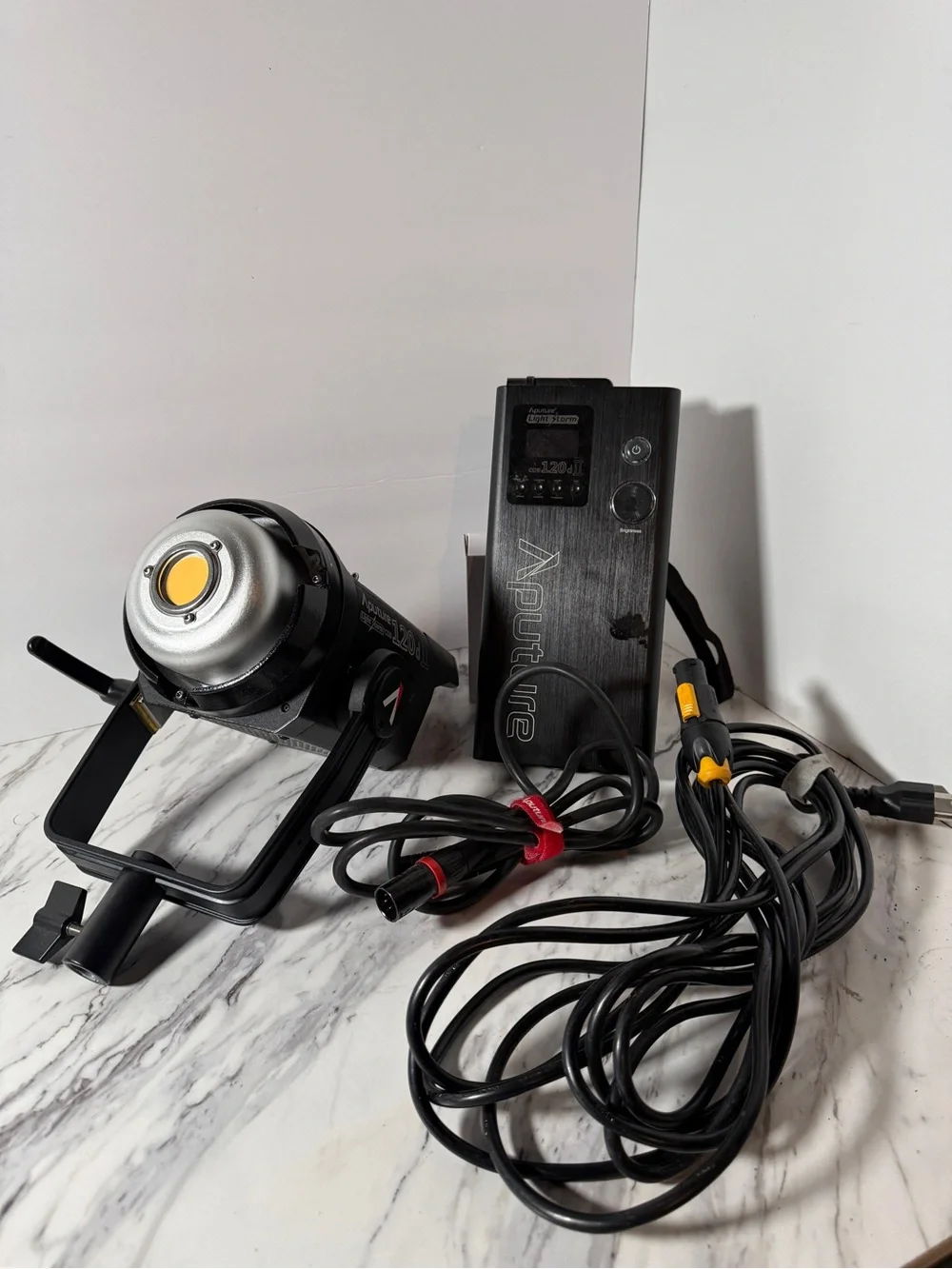 Aputure 120dmkii NOT WORKING